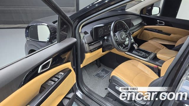 Kia Carnival 2021 — Фото 10/20