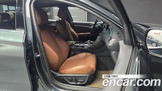 Genesis G70 2018 — фото 10 из 20