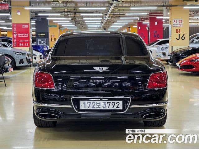 Bentley Flying Spur 2020 — ფოტო 3/20
