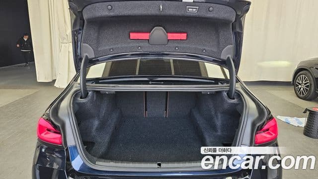 BMW 5 Series 2021 — фото 20 из 20