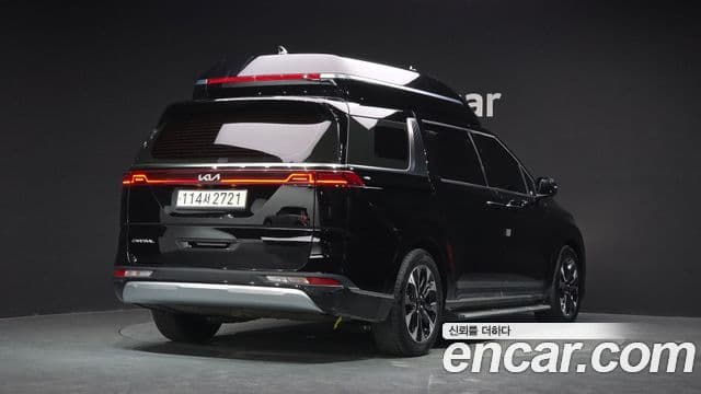 Kia Carnival 2022 — ფოტო 2/20