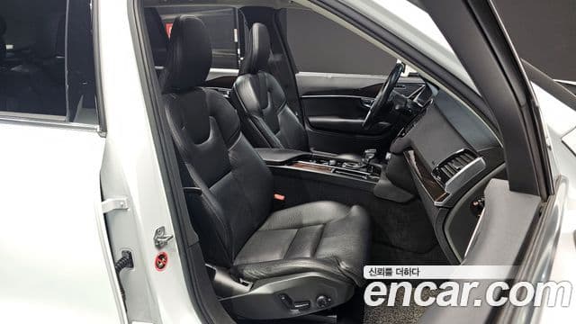 Volvo XC90 2019 — Şəkil 10/20