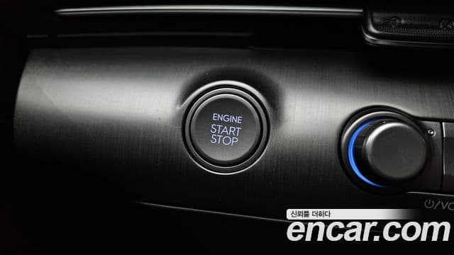 Hyundai Kona Hybrid 2025 — Photo 10/30