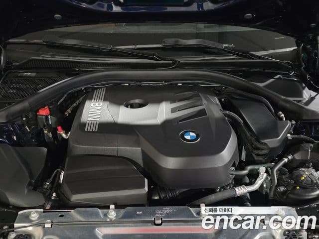 BMW 3 Series 2025 — фото 5 из 20