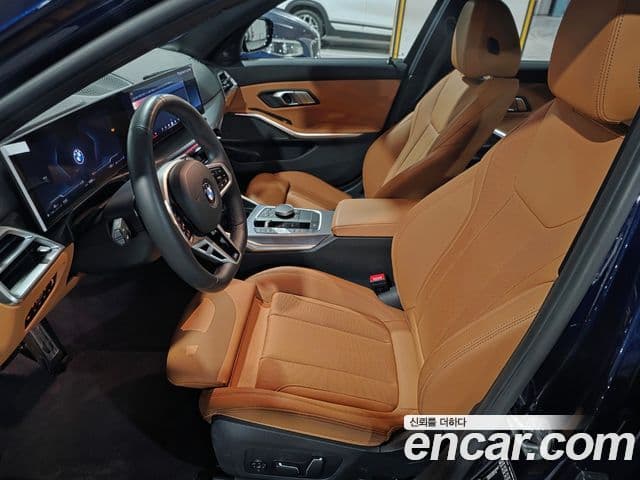 BMW 3 Series 2025 — фото 10 из 20