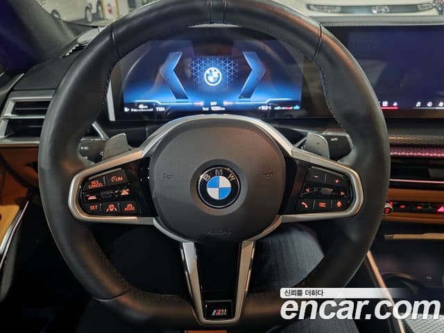 BMW 3 Series 2025 — фото 14 из 20