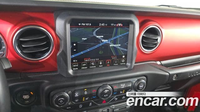 Jeep Wrangler 2021 — Şəkil 14/20