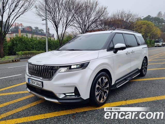 Kia Carnival 2023 — Şəkil 10/20