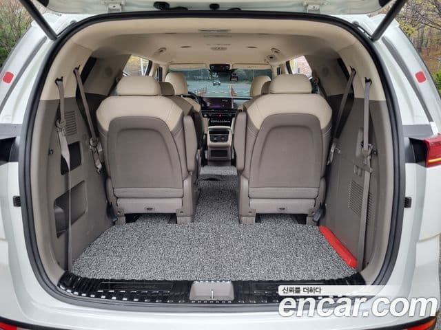 Kia Carnival 2023 — Şəkil 9/20