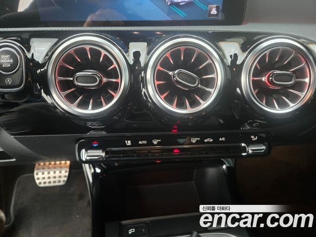 Mercedes-Benz CLA-Class 2022 — фото 13 из 20