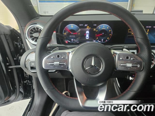 Mercedes-Benz CLA-Class 2022 — Şəkil 14/20