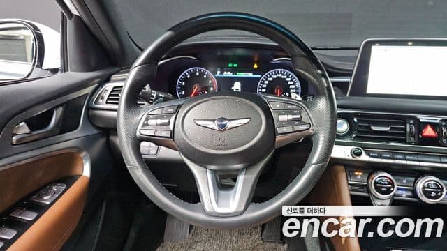 Genesis G70 2018 — ფოტო 11/20