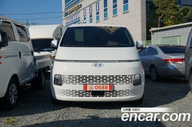 Hyundai Staria 2025 — фото 1 из 20