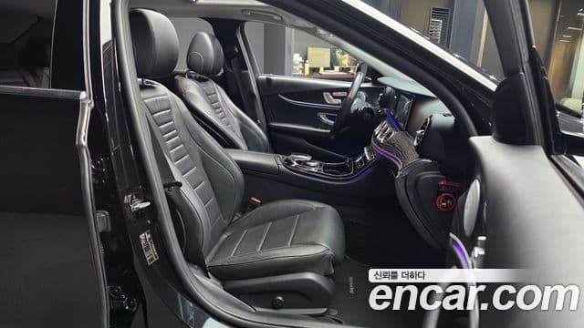 Mercedes-Benz E-Class 2019 — Şəkil 11/20