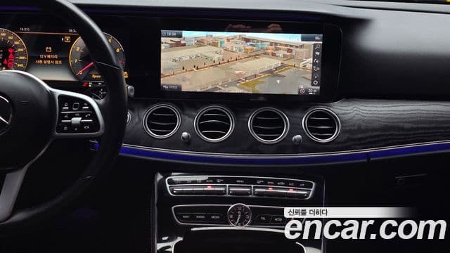 Mercedes-Benz E-Class 2019 — Şəkil 15/20