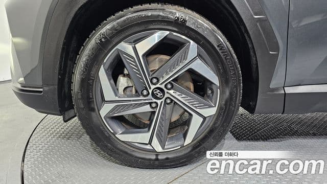 Hyundai The New Tucson 2023 — ფოტო 5/20