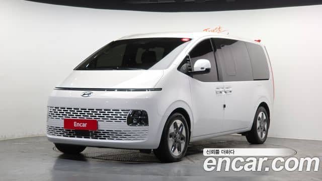 Hyundai Staria, 2022