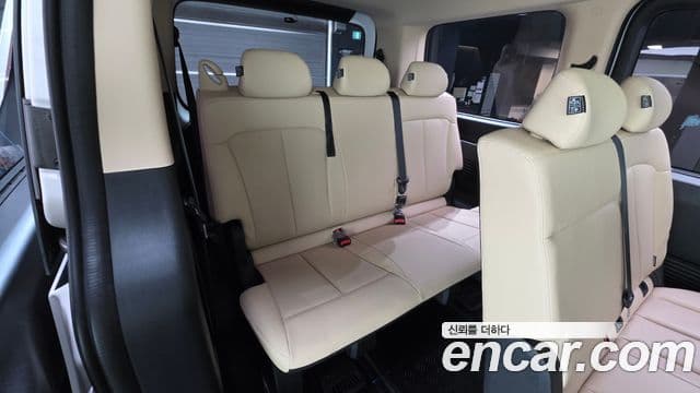 Hyundai Staria 2022 — Şəkil 18/20