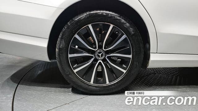 Mercedes-Benz C-Class 2020 — фото 5 из 20