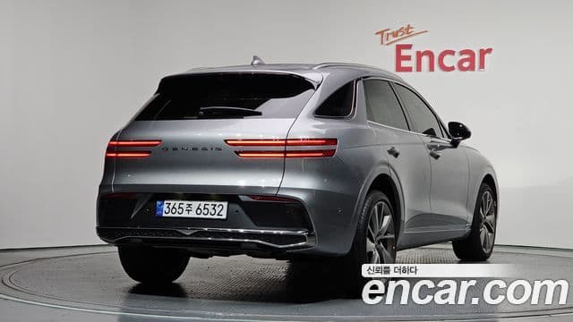Genesis GV70 2026 — ფოტო 2/20