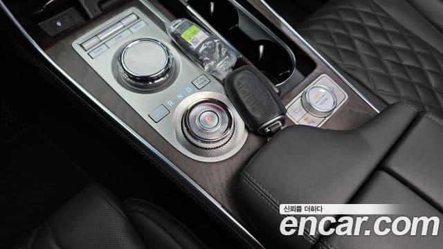 Genesis GV80 2023 — Şəkil 9/20