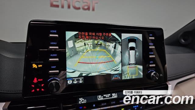 Toyota Sienna 2024 — фото 14 из 20