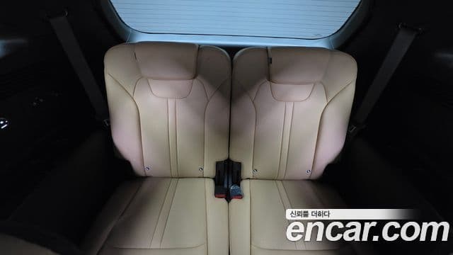 Kia Sorento 2022 — фото 17 из 20
