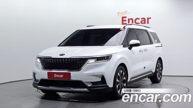Kia Carnival 2021 — ფოტო 1/20