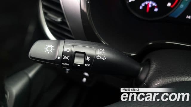 Kia Seltos 2022 — Şəkil 18/20