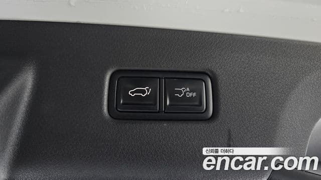 Kia Carnival 2024 — фото 17 из 20