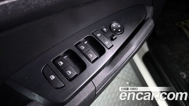 Kia Sportage 2023 — фото 14 из 20