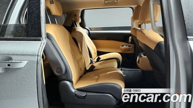 Kia Carnival 2022 — Şəkil 11/20