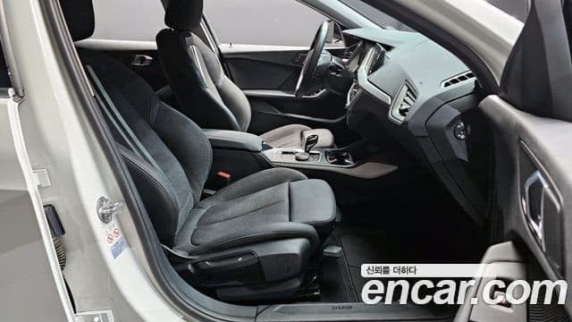 BMW 1 Series 2021 — ფოტო 10/20