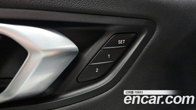 BMW 1 Series 2021 — ფოტო 17/20