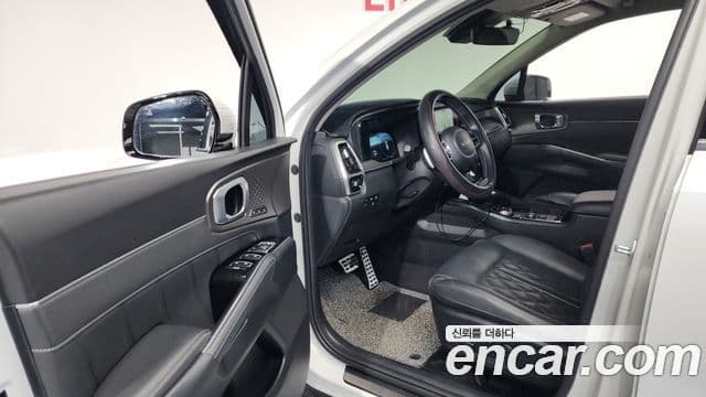 Kia Sorento 2023 — Фото 10/20