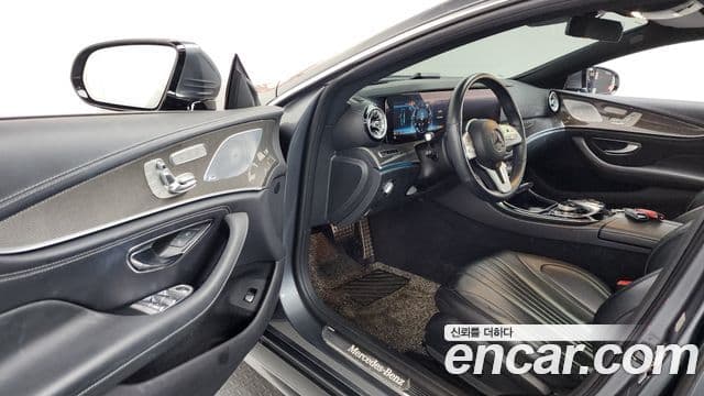 Mercedes-Benz CLS-Class 2019 — Фото 10/20