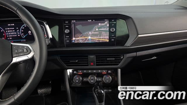 Volkswagen Jetta 2023 — фото 13 из 20