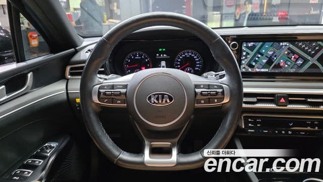 Kia K5 2020 — фото 13 из 20
