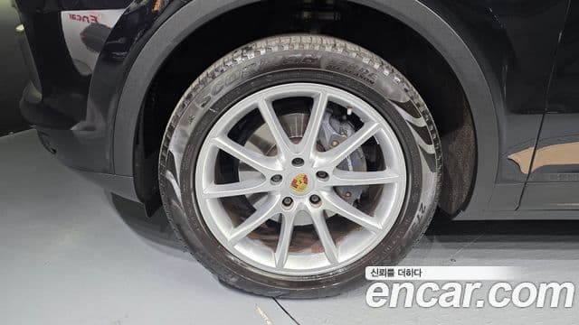 Porsche Cayenne 2021 — Şəkil 5/20