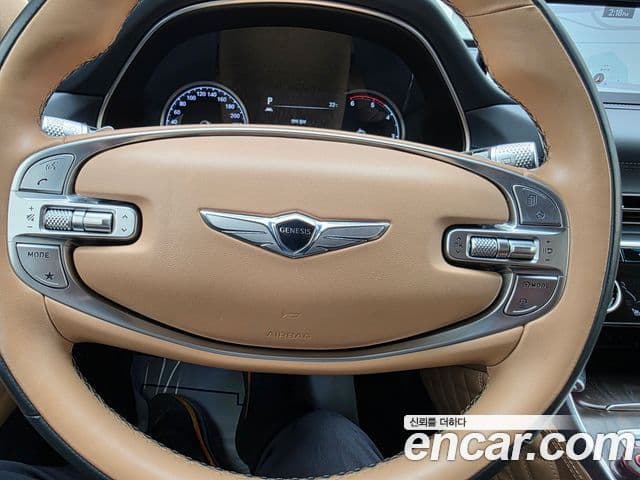 Genesis GV80 2020 — ფოტო 8/20