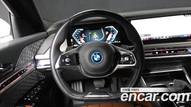 BMW 7 Series 2025 — Photo 10/20