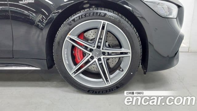 Mercedes-Benz AMG GT 2026 — Photo 7/17
