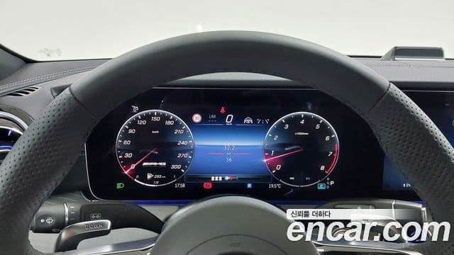 Mercedes-Benz AMG GT 2026 — Photo 13/17