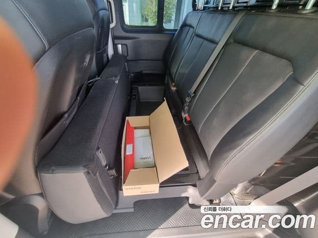 Hyundai Staria 2021 — фото 20 из 20