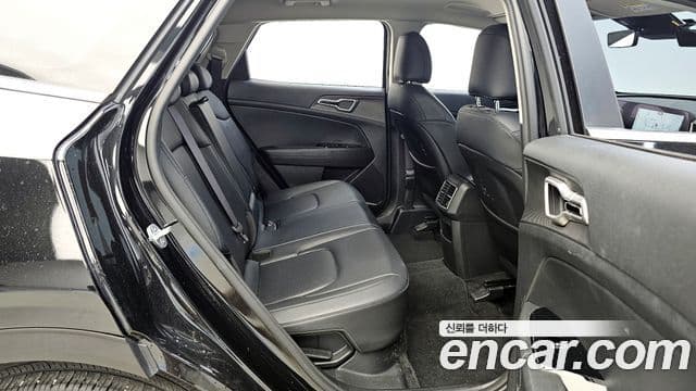 Kia Sportage 2023 — Фото 11/20