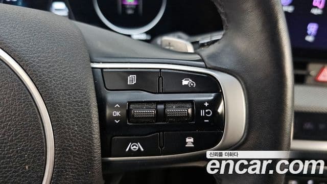 Kia Sportage 2023 — Фото 17/20
