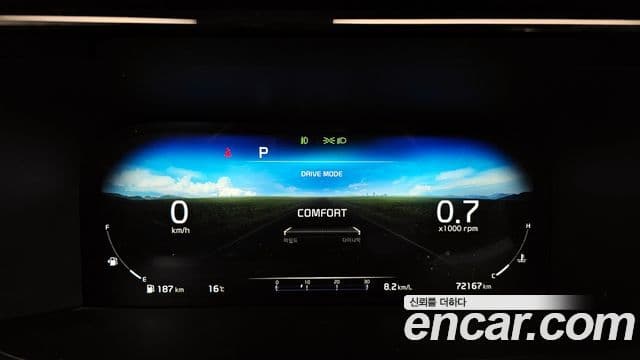 Kia Sorento 2022 — ფოტო 8/20