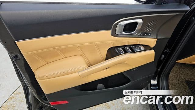 Kia Sorento 2022 — Photo 22/38