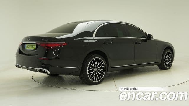 Mercedes-Benz S-Class 2025 — Şəkil 2/17