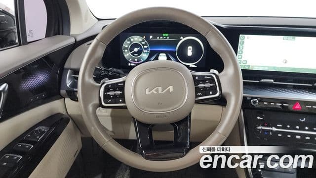 Kia Carnival 2021 — Фото 14/20
